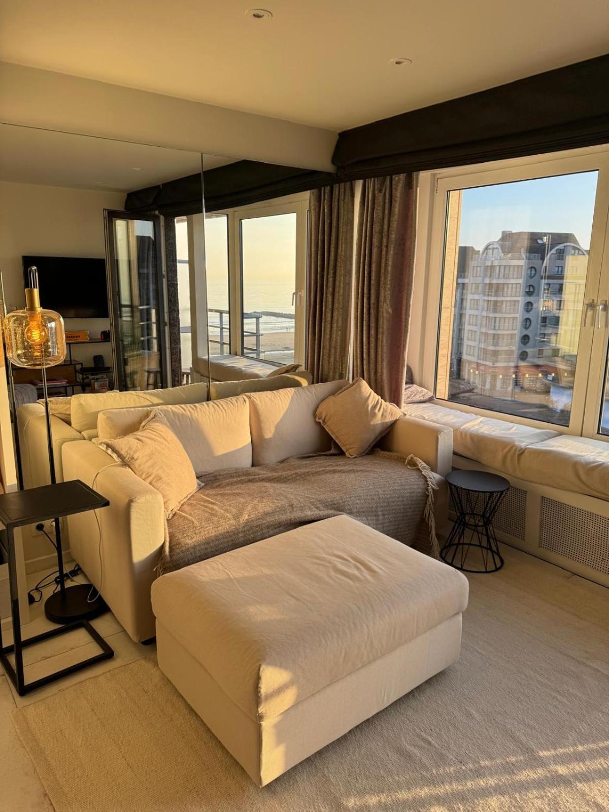 Luxe Studio/Suite Met Zeezicht En Volle Zon 克诺克－海斯特 外观 照片