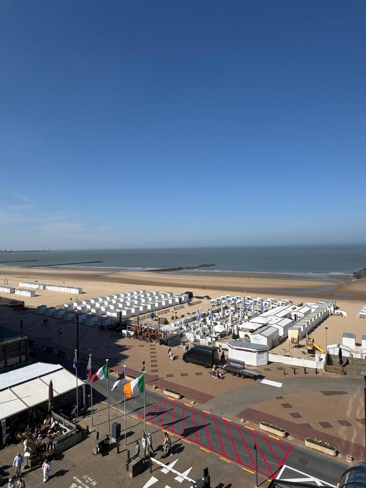 Luxe Studio/Suite Met Zeezicht En Volle Zon 克诺克－海斯特 外观 照片